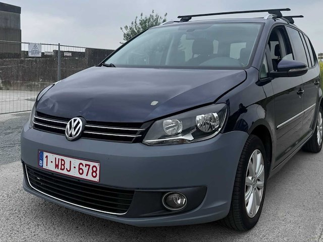 2014 volkswagen touran 2.0 tdi bluemotion auto - afbeelding 1 van  10