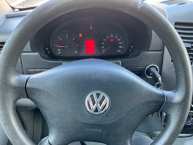 2014 volkswagen vw crafter 2.0 tdi 5t - dakrail - ingericht - euro 6 - afbeelding 28 van  45