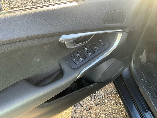 2014 volvo v40 personenauto - afbeelding 13 van  29