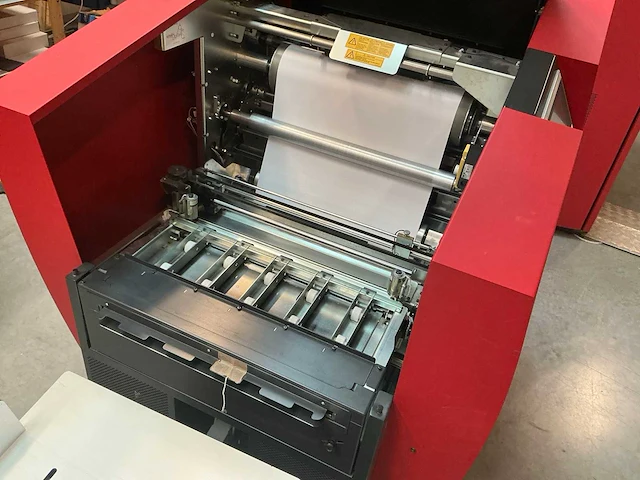 2014 xeikon 8500 roll-to-sheet elektrofotografische printer - afbeelding 3 van  25