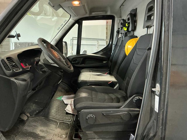 2015 35s17 iveco - afbeelding 4 van  38