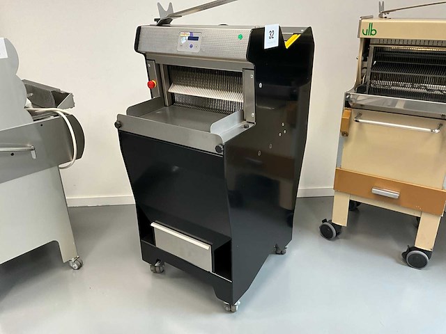 2015 abo matic4 broodsnijmachine - afbeelding 1 van  12