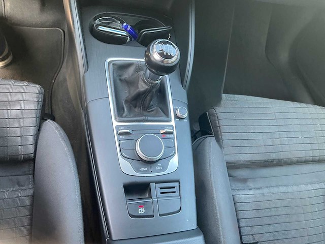 2015 audi a3 limousine personenauto - afbeelding 14 van  34