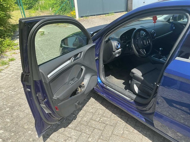 2015 audi a3 limousine personenauto - afbeelding 8 van  34