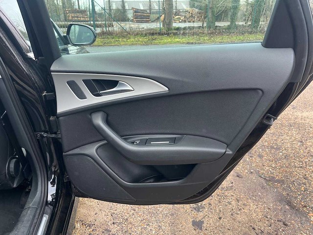 2015 audi a6 avant stationwagen - afbeelding 17 van  45