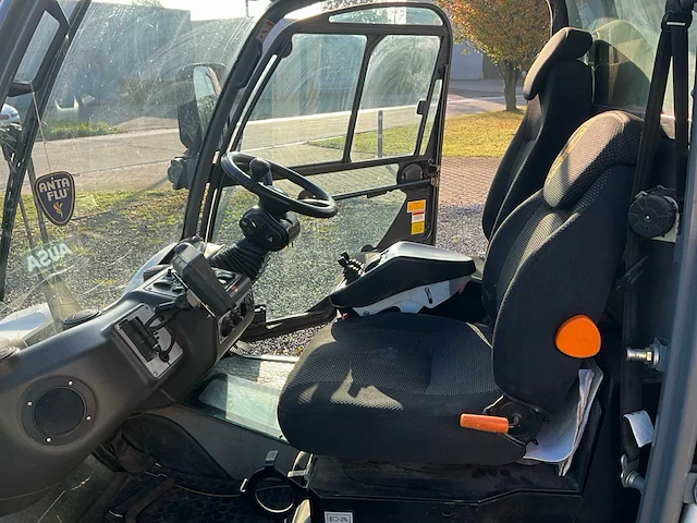 2015 ausa b200h straatveegmachine - afbeelding 24 van  56
