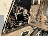 2015 ausa b200h straatveegmachine - afbeelding 36 van  56