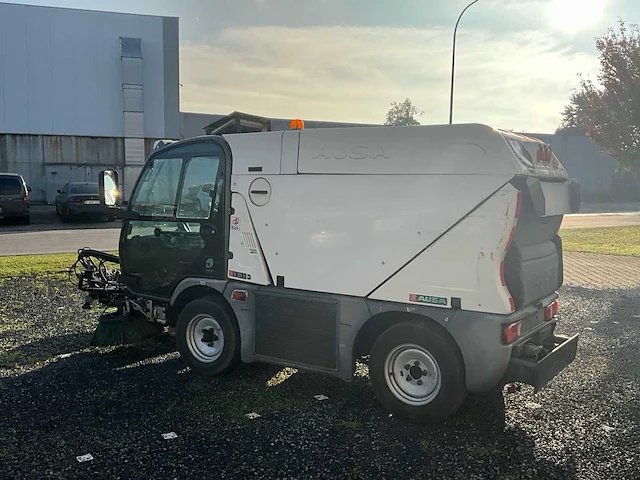2015 ausa b200h straatveegmachine - afbeelding 31 van  56
