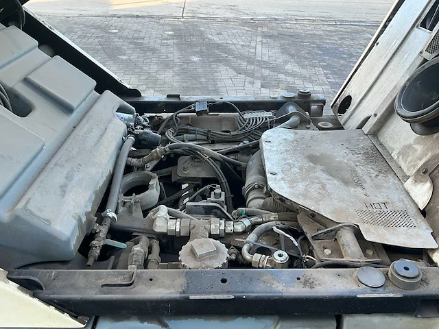 2015 ausa b200h straatveegmachine - afbeelding 44 van  56