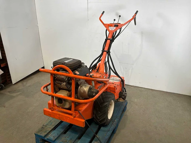 2015 barreto e1620b grondfreesmachine 16pk benzine - afbeelding 1 van  11