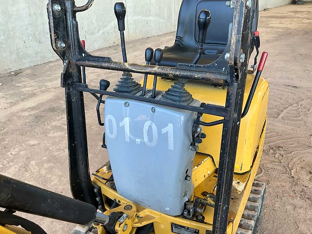 2015 cat 300.9d minigraafmachine - afbeelding 3 van  16