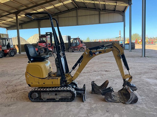 2015 cat 300.9d minigraafmachine - afbeelding 12 van  16