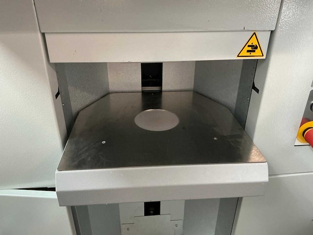 2015 corob d410x complete verfmengmachine - afbeelding 11 van  13