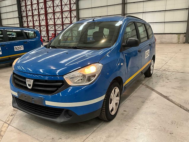 2015 dacia lodgy 7 zitplaatsen personenauto - afbeelding 1 van  29