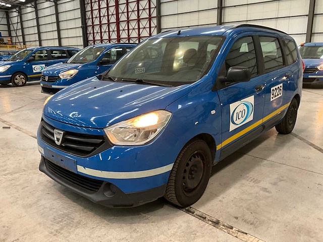 2015 dacia lodgy 7 zitplaatsen personenauto - afbeelding 1 van  28