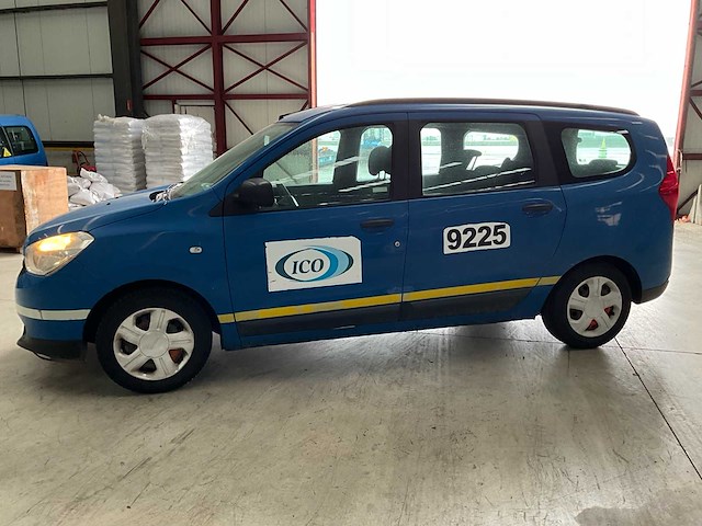 2015 dacia lodgy personenauto - afbeelding 12 van  30