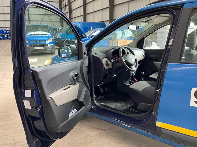 2015 dacia lodgy personenauto - afbeelding 30 van  30