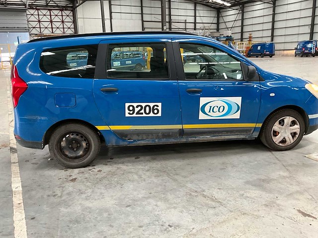 2015 dacia lodgy personenauto - afbeelding 25 van  28
