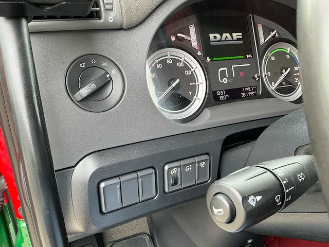 2015 daf cf-330 vrachtwagen - afbeelding 4 van  26