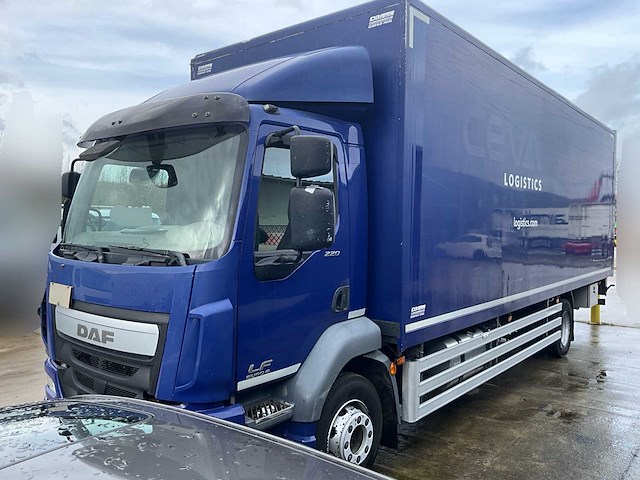 2015 daf lf 220fa euro 6 - hydraulische laadklep - airco - afbeelding 1 van  48