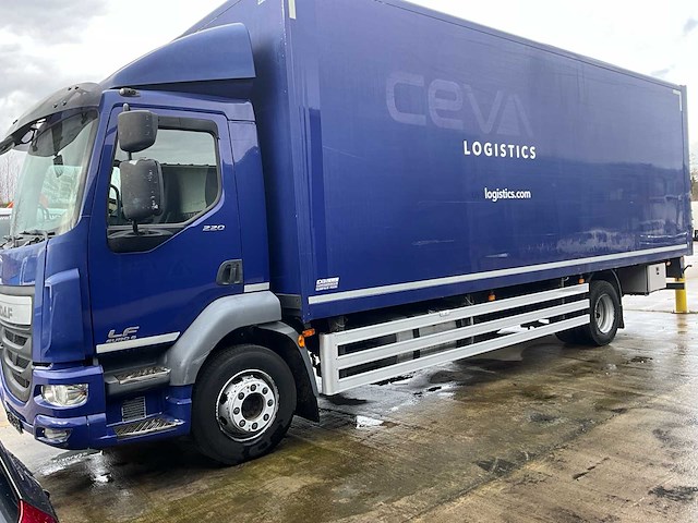 2015 daf lf 220fa euro 6 - hydraulische laadklep - airco - afbeelding 12 van  48