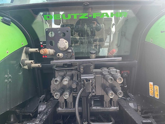 2015 deutz-fahr agrotron ttv 420 tractor - airco - 7900h - afbeelding 14 van  56
