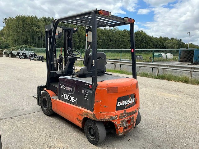 2015 doosan b30x-5 vorkheftruck - afbeelding 4 van  11