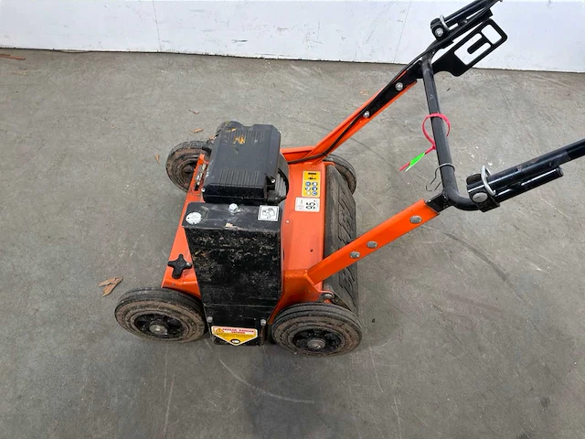 2015 eliet e 401 electric verticuteermachine - 400mm - afbeelding 3 van  5