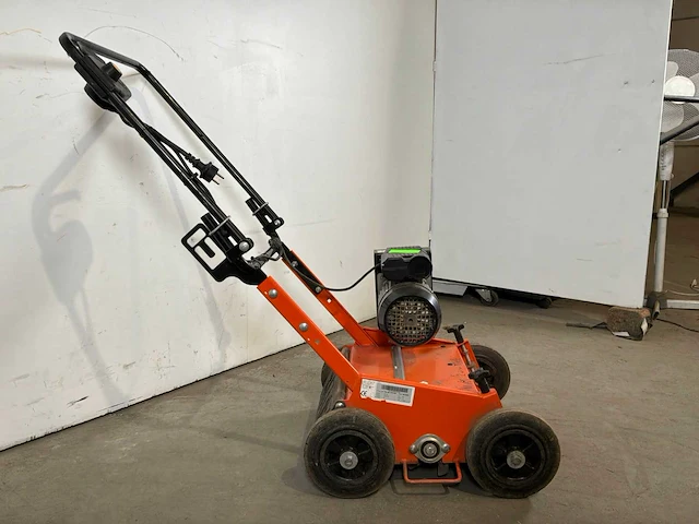 2015 eliet e 401 electric verticuteermachine - 400mm - afbeelding 3 van  6