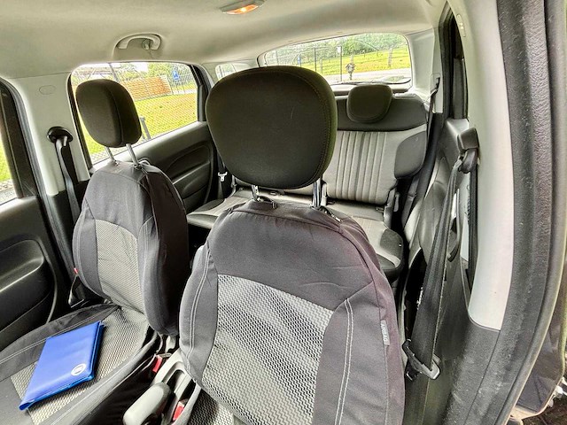 2015 fiat 500l personenauto - afbeelding 20 van  24