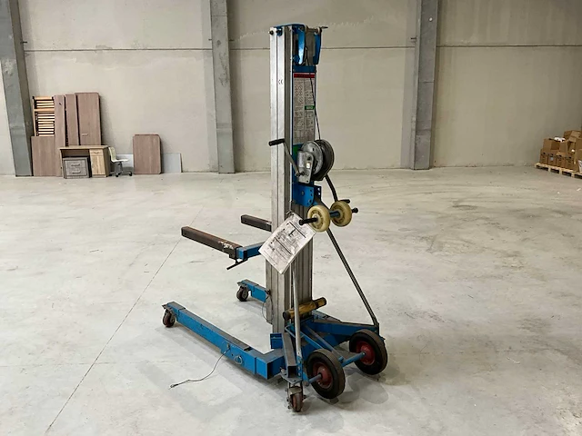 2015 giant-move equipment me-r35/a01654 materiaallift - afbeelding 7 van  13
