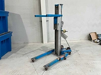 2015 giant-move equipment me-r35/a01654 materiaallift - afbeelding 1 van  9