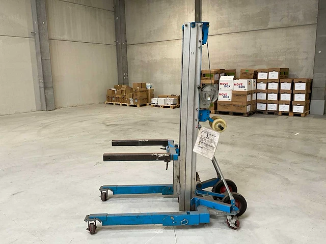 2015 giant-move equipment me-r35/a01654 materiaallift - afbeelding 6 van  13