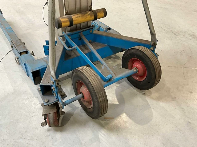 2015 giant-move equipment me-r35/a01654 materiaallift - afbeelding 13 van  13