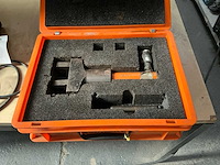 2015 holmatro fls 85 m hydraulische flenzen spreider - afbeelding 1 van  5