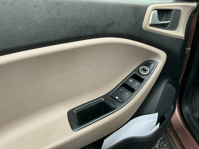 2015 hyundai i20 gb personenauto - afbeelding 8 van  19