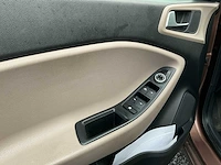2015 hyundai i20 gb personenauto - afbeelding 8 van  19