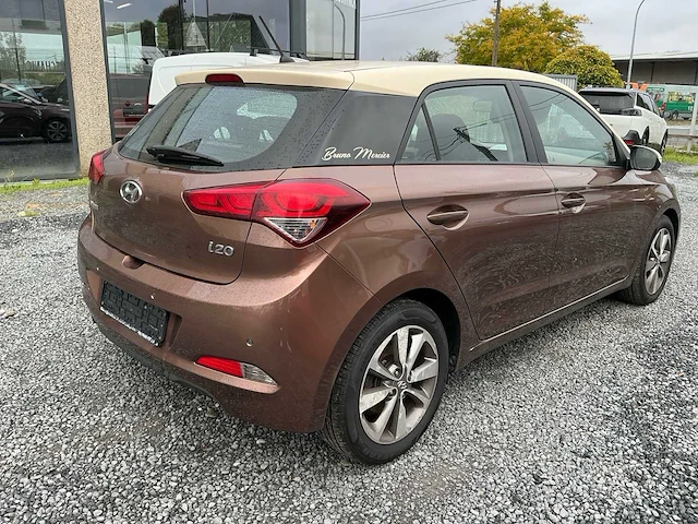 2015 hyundai i20 gb personenauto - afbeelding 14 van  19