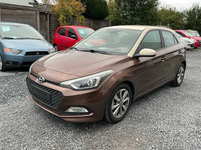 2015 hyundai i20 gb personenauto - afbeelding 1 van  19