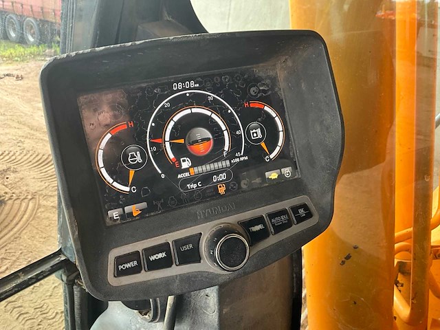 2015 hyundai robex 140lc-9a rupsgraafmachine - afbeelding 16 van  28