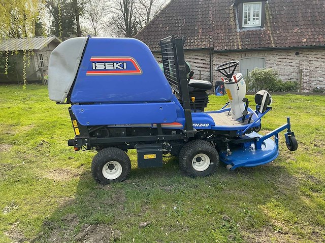 2015 iseki sfh240 diesel frontmaaier met opvangbak - afbeelding 22 van  22