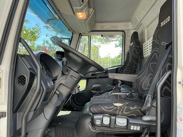 2015 iveco 190l vrachtwagen - afbeelding 30 van  48