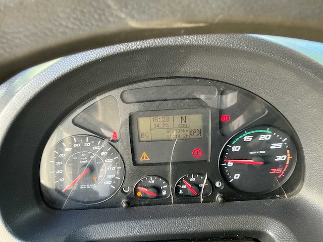 2015 iveco 190l vrachtwagen - afbeelding 35 van  48
