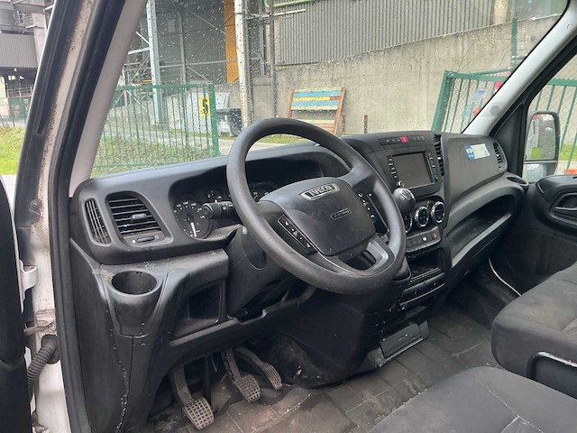 2015 iveco 35s14n bestelwagen - afbeelding 8 van  29