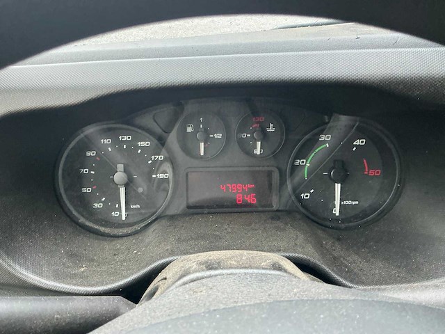 2015 iveco 35s14n bestelwagen - afbeelding 10 van  29