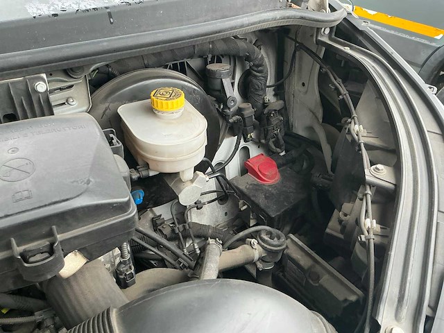 2015 iveco 35s14n bestelwagen - afbeelding 15 van  29