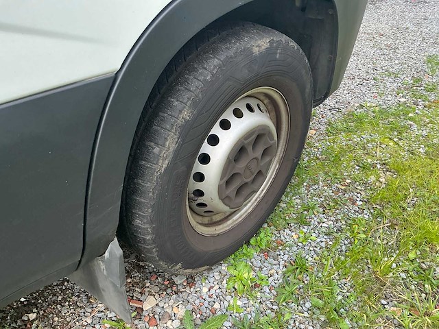 2015 iveco 35s14n bestelwagen - afbeelding 29 van  29