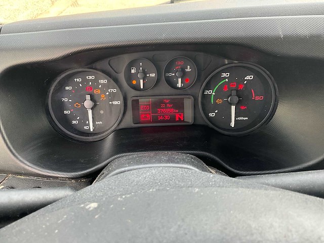 2015 iveco 50c21 (schoonmaak toilet) - automaat - airco - afbeelding 22 van  44