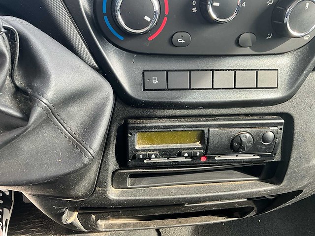 2015 iveco 50c21 (schoonmaak toilet) - automaat - airco - afbeelding 26 van  44