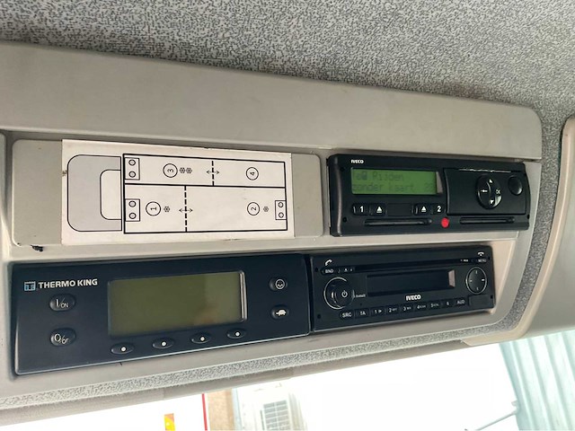 2015 iveco ig160e2ca frigo vrachtwagen - afbeelding 18 van  37